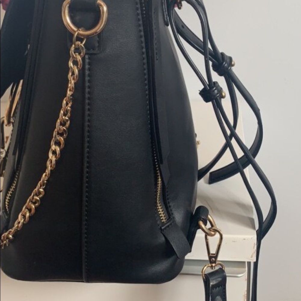 Backpack - Picture 2 of 4
